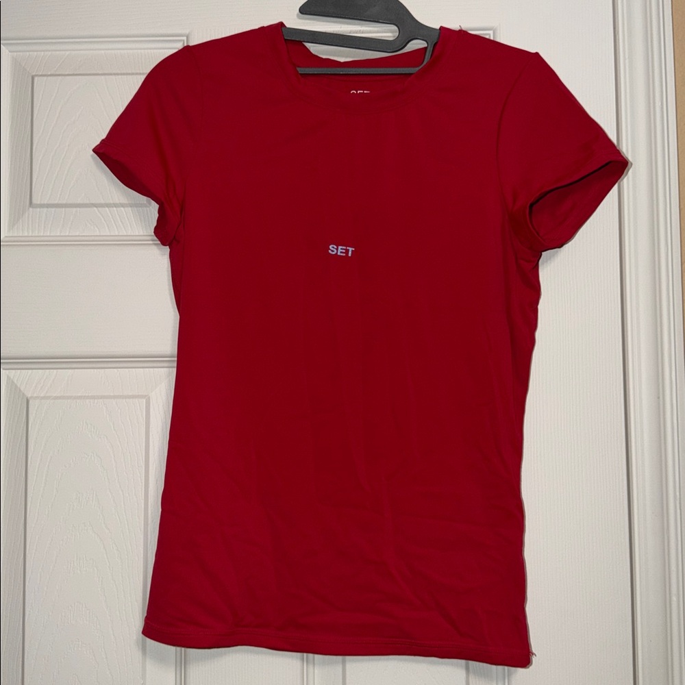 SET Active Red Short Sleeve Logo Tee